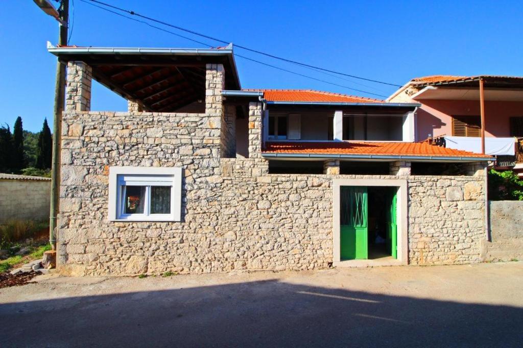 Apartment Lucija فيلا لوكا المظهر الخارجي الصورة