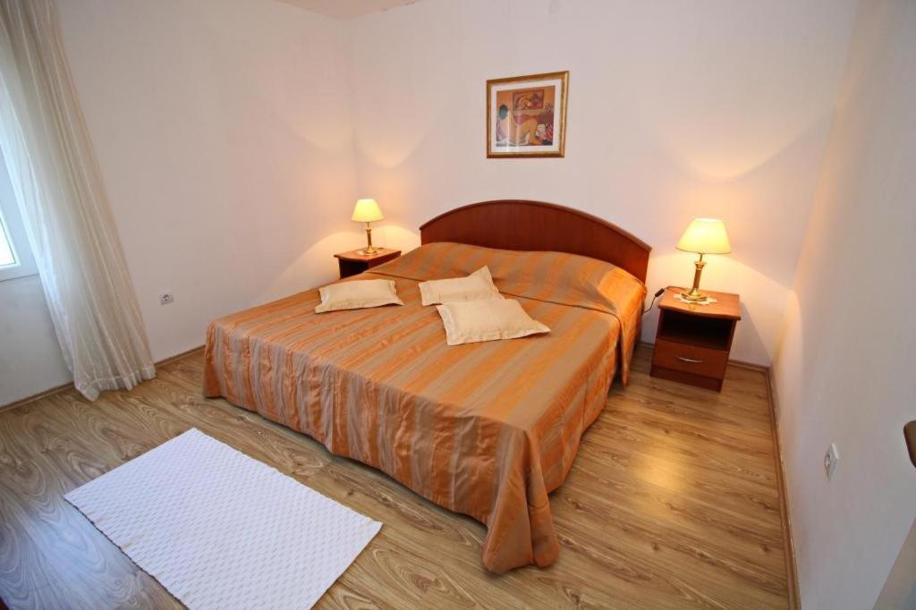 Apartment Lucija فيلا لوكا المظهر الخارجي الصورة