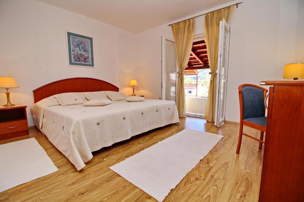 Apartment Lucija فيلا لوكا المظهر الخارجي الصورة
