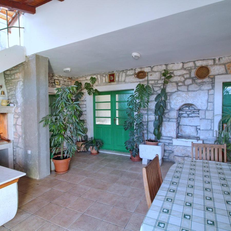 Apartment Lucija فيلا لوكا المظهر الخارجي الصورة
